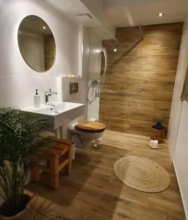 Agroturystka Przy Lesie Apartment *